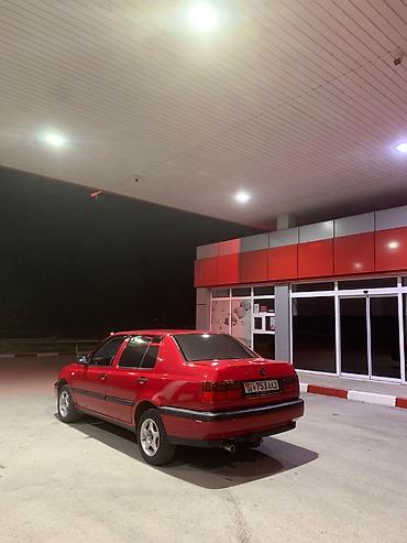 lada 2101: Volkswagen Vento: 1994 г., 1.8 л, Механика, Бензин — 8