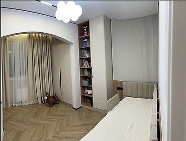 Продажа квартир: 3 комнаты, 84 м², Технопарк 106 серия улучшенная, 4 этаж, Дизайнерский ремонт — 5