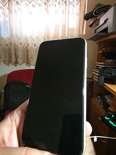 Apple iPhone: Apple iPhone 11 Ćerkica koristila dok nije dobila drugi. Telefon — 16