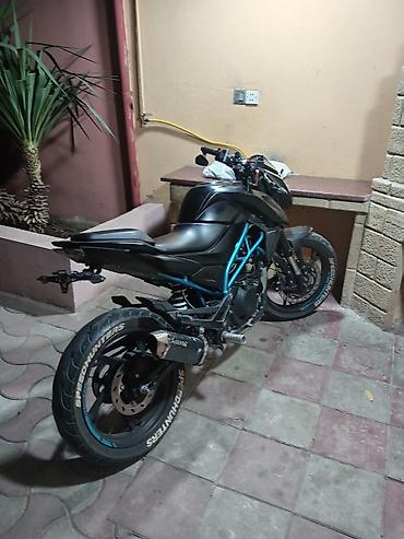 turbo az matasklet: Sport-stil yol motosikleti - Geniş yan çən və aqressiv ön dizaynla — 1