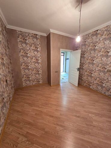 Həyət evləri və villaların satışı: Binəqədi qəs. 3 otaqlı, 90 kv. m, Yeni təmirli -da lalafo.az — 12 Həyət evləri və villaların satışı: Binəqədi qəs. 3 otaqlı, 90 kv. m, Yeni təmirli — 12