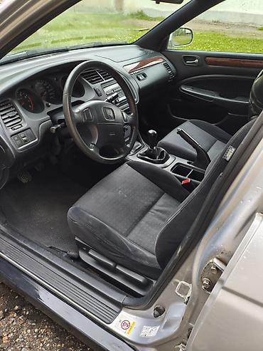 mazda cronos 626: Honda Accord: 2001 г., 1.8 л, Механика, Бензин, Лифтбек — 3