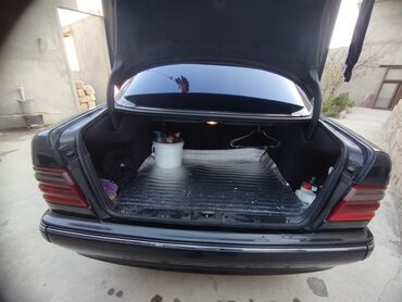 Mercedes-Benz: Mercedes-Benz E-Class: 2.2 l | 2000 il Sedan — 12