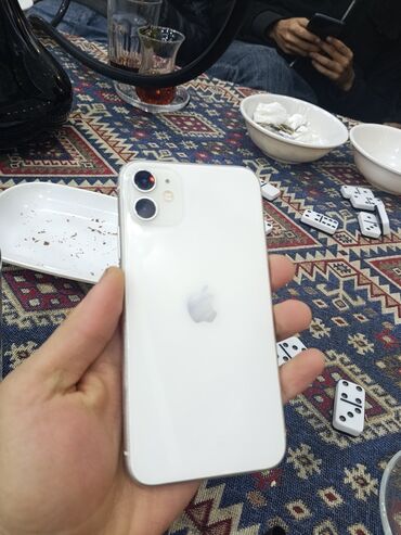 Apple iPhone: IPhone 11, 64 GB, Ağ, Face ID — 1