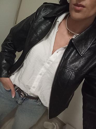 pull and bear torbe: Kožna jakna M, bоја - Crna — 3