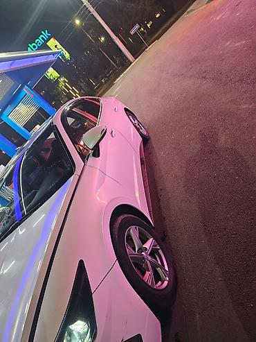 Продажа авто: Hyundai Sonata: 2019 г., Автомат, Бензин, Седан — 2