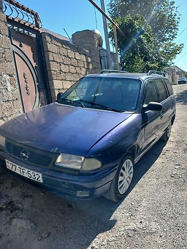 opel astra dinamo: Opel Astra F Caravan (universal), tünd mavi rəng. - Kuzov: 5 qapı — 1