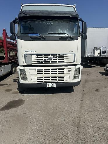 Volvo: Тягач, Volvo, 2008 г., Сar carrier trailer — 3