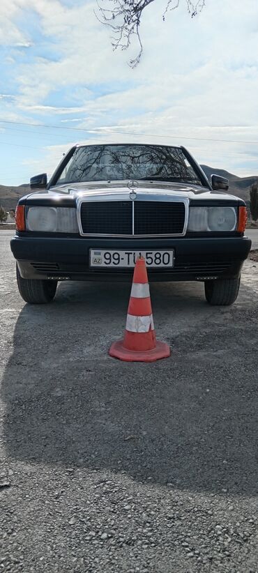 Mercedes-Benz: Mercedes-Benz 190: 1.8 l | 1992 il — 8