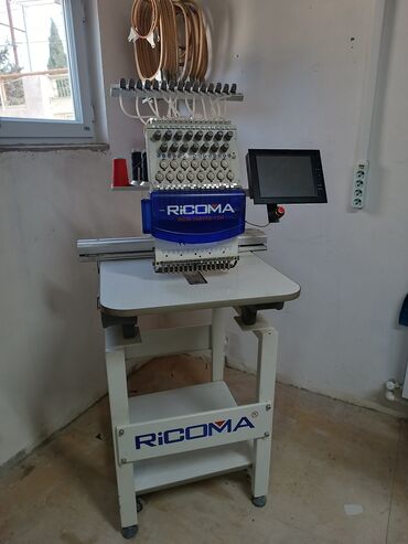 ucuz masinlar: Tək başli Ricoma naxış maşını 15 iynəlidir, ekranı işləmir ona görə