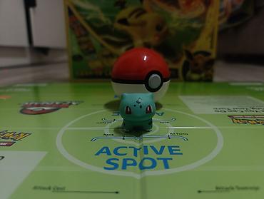 текен: Лот Pokémon TCG + Dobble и фигурка Miniso. Все товары в лоте являются — 4