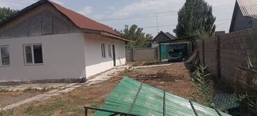достук дом: Дом, 90 м², 3 комнаты, Риэлтор, Косметический ремонт