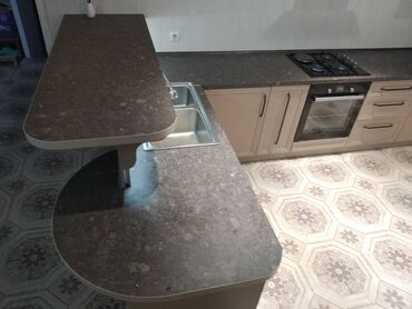 Продажа домов: Дом, 280 м², 8 комнат, Собственник — 22