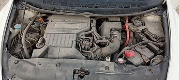 Продажа авто: Honda Civic: 2009 г., 1.3 л, Гибрид, Седан — 7