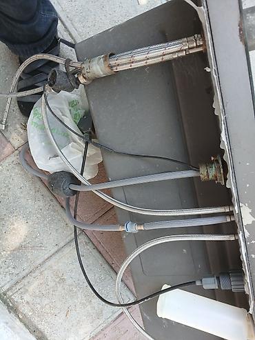 Mətbəx üçün qarışdırıcı kran komplekti – alt hissə və qoşulma