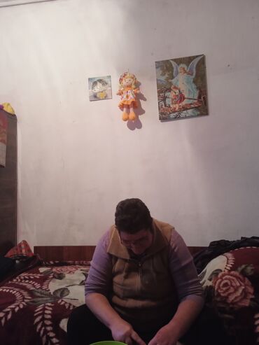 простыня на резинке: Мягкая текстильная кукла-подвеска - Игрушка-кукла на петельке для