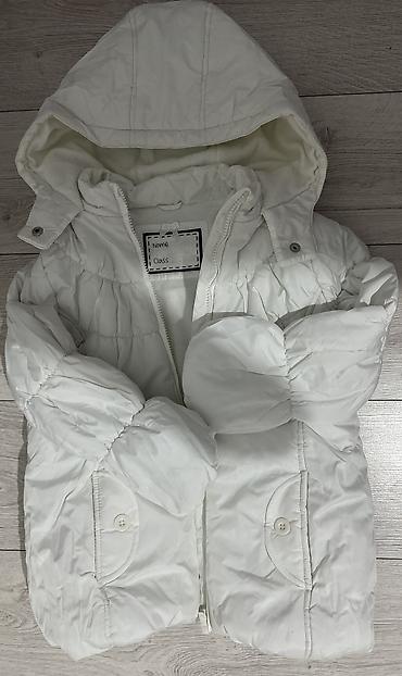 Верхняя одежда: 1 куртка на 2 года-500 сом 2 комбинезон на 6 месяцев-500 сом 3 — 11