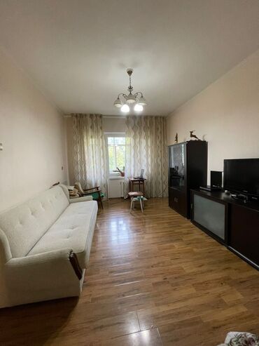номера в иссык куле: 3 комнаты, 62 м², 105 серия, 4 этаж, Косметический ремонт