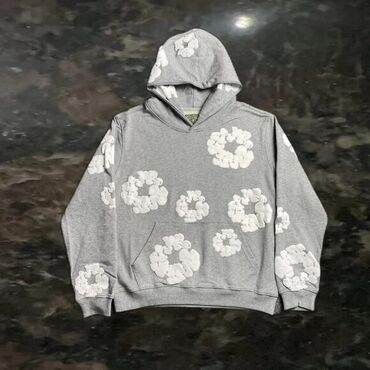 баскетбольная одежда: Продам худи Denim Tears в сером цвете
размер М at lalafo.kg баскетбольная одежда: Продам худи Denim Tears в сером цвете
размер М