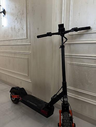 Elektrikli samokatlar: İşlənmiş Elektrik samokat 10", > 1000 Vt, > 45 km/s, Ünvandan götürmə — 6