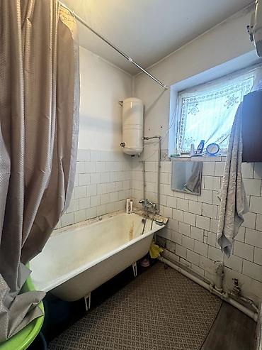 Продажа квартир: 3 комнаты, 64 м² — 8