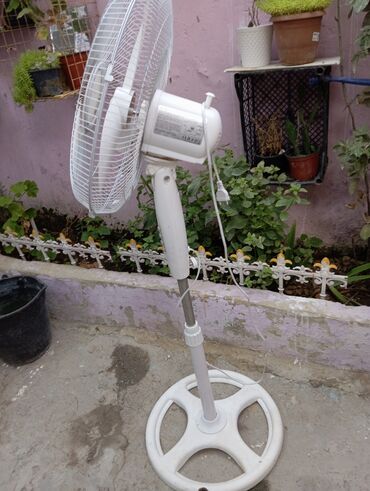ventilator qiymeti: Ventilyator Ardesto, Təmirə ehtiyacı var, Döşəməüstü, Pərsiz, Kredit yoxdur, Ödənişli çatdırılma