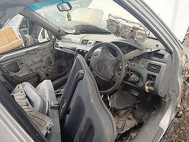 срв 1 кузов: Разбор Honda CR‑V I поколения (ориентировочно 1995–2001 гг.), правый — 3
