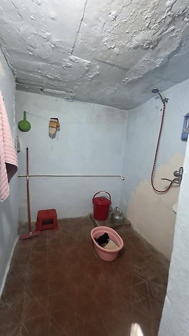 qubada hovuzlu ev: 2 otaqlı, 55 kv. m, Orta təmir — 3