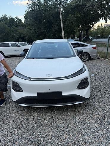 byd e1: Changan Qiyuan Q05: 2026 г., Электромобиль, Кроссовер — 4
