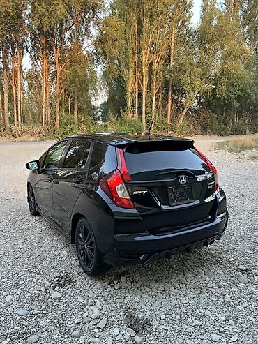 правое крыло фит: Honda Fit: 2017 г., 1.5 л, Механика, Бензин, Хэтчбэк — 4