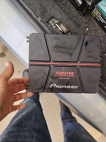 Pioneer GM-A3702 avtomobil gücləndiricisi - Maksimum güc: 500W