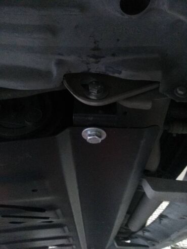 Другие аксессуары: Продаю б/у(практически новая) универсальную защиту картера двигателя — 10