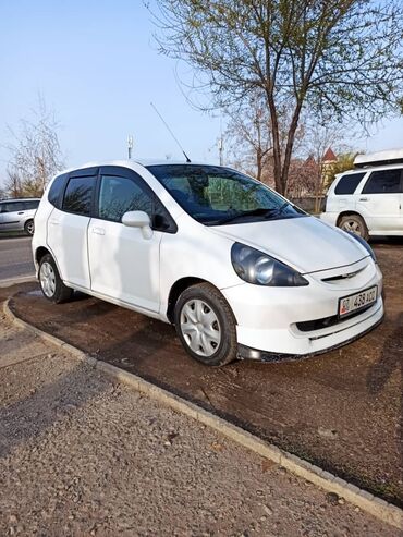 рассрочка машина фит: Honda Fit: 2002 г., 1.3 л, Вариатор, Бензин, Седан