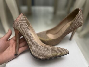 туфли женские новые: Туфли 34.5, цвет - Золотой