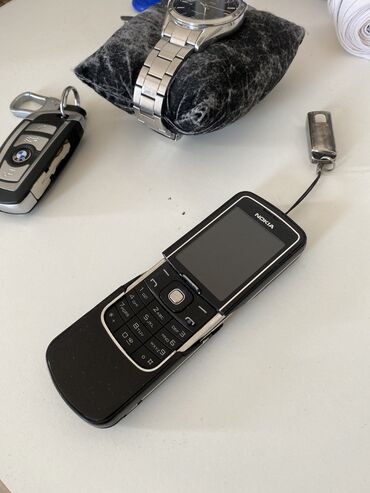 Nokia 8, Б/у, < 2 ГБ, цвет - Черный, 1 SIM