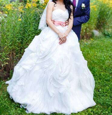 вечерние платья 48 размера: Кече көйнөгү, Классикалык, Узун модель, Атлас, Жеңдери жок, Корсет, S