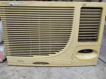 Digər avtoelektronika: Salam kondisaner satılır heç bir problemi yoxdur qiyməti 85 Azn