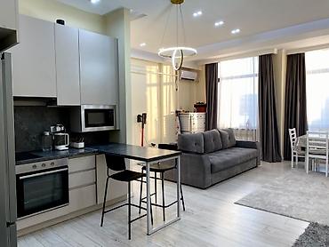 60: 2 комнаты, 60 м², 12 мкр 4 этаж, Косметический ремонт — 4