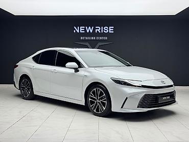 спойлер на камри 55: Toyota Camry: 2024 г., Гибрид, Седан — 1