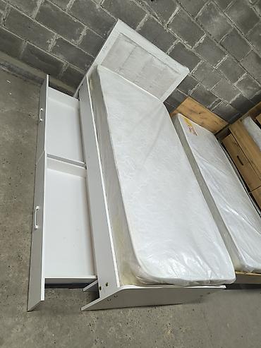 bunk bed: Односпальная кровать, Новый, С матрасом, длина - 190 см — 2
