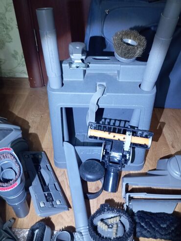 Пылесосы: Пылесос, Моющий, Сухая, Влажная, Смешанная, Контейнер, Мешок, Циклонный фильтр — 5