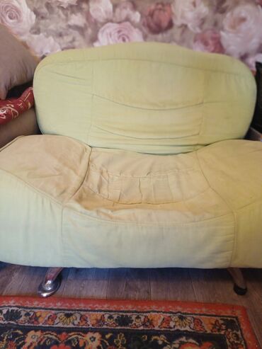 кресло кокон: Продаю кресло большое,удобное!спинка откидывается полностью!чехол