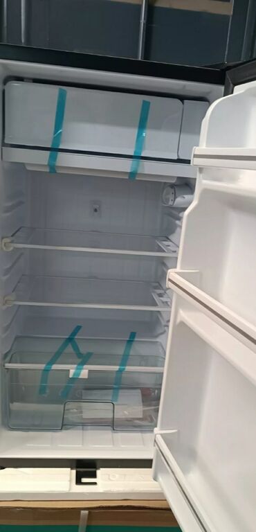куплю новый холодильник: Муздаткыч Avest, Жаңы, Эки камералуу, De frost (тамчы), 52 * 80 * 50