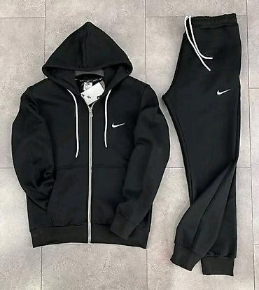 katrin kaput: Muski Komplet Trenerka 
Cena: 4250 dinara
Velicine: S,M,L,XL,XXL
PM✨ — 1
