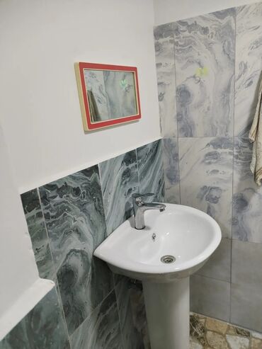 Uzunmüddətli kirayə evlər: 50 kv. m, 3 otaqlı, İnternet, İşıq, Su -da lalafo.az — 12 Uzunmüddətli kirayə evlər: 50 kv. m, 3 otaqlı, İnternet, İşıq, Su — 12