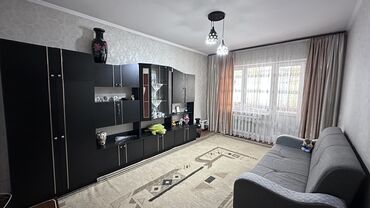 3 ком 105 серия: 3 комнаты, 61 м², 105 серия, 3 этаж, Старый ремонт