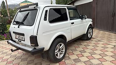 выездная мойка авто: ВАЗ (ЛАДА) 4x4 Нива: 2015 г., 1.6 л, Механика, Бензин, Внедорожник — 2