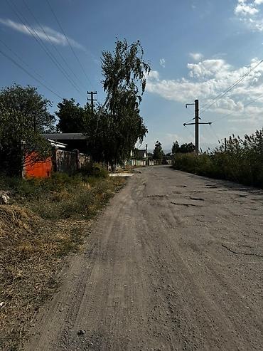 Продажа коттеджей и домов: 🏡 Продается просторный дом в селе Люксембург 📍 Улица Советская — тихое — 27