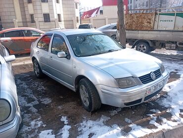 Volkswagen: Volkswagen Bora: 2001 г., 2 л, Автомат, Бензин, Седан