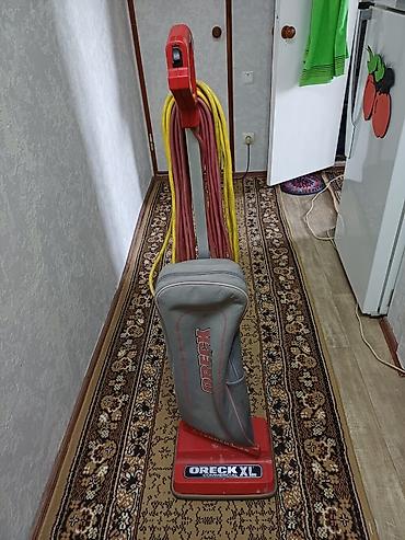 standing fan: Напольный вертикальный пылесос Oreck Commercial XL - Тип — 2